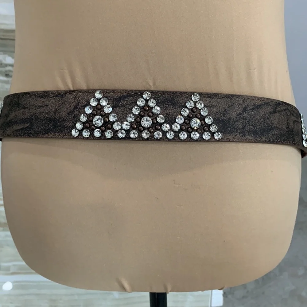Shyanne New With Tags Brown Leather Belt with Bling‎ Embellishments. Size M/L